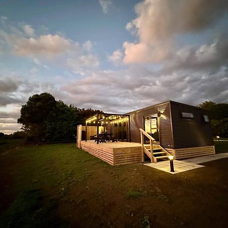 เฮฟเว่น เรสต์ บีแอนด์บี Bed & Breakfast Pukekohe ภายนอก รูปภาพ