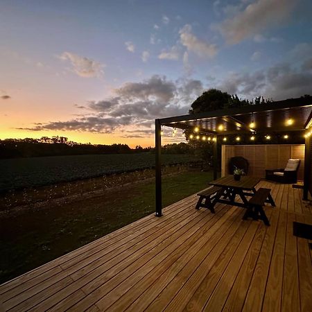 เฮฟเว่น เรสต์ บีแอนด์บี Bed & Breakfast Pukekohe ภายนอก รูปภาพ