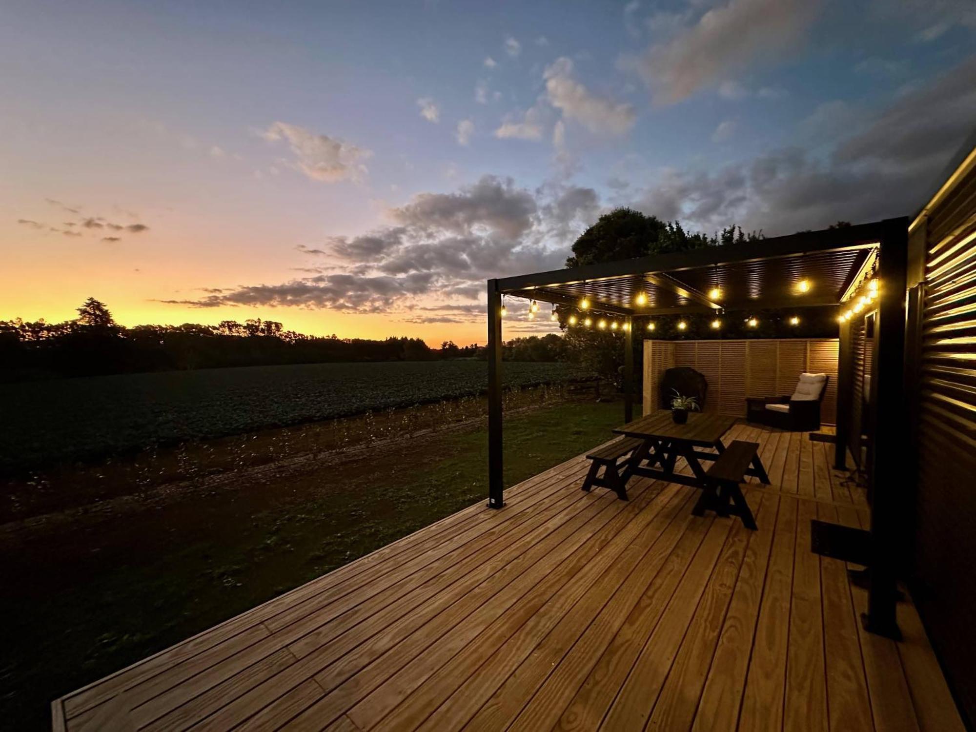 เฮฟเว่น เรสต์ บีแอนด์บี Bed & Breakfast Pukekohe ภายนอก รูปภาพ