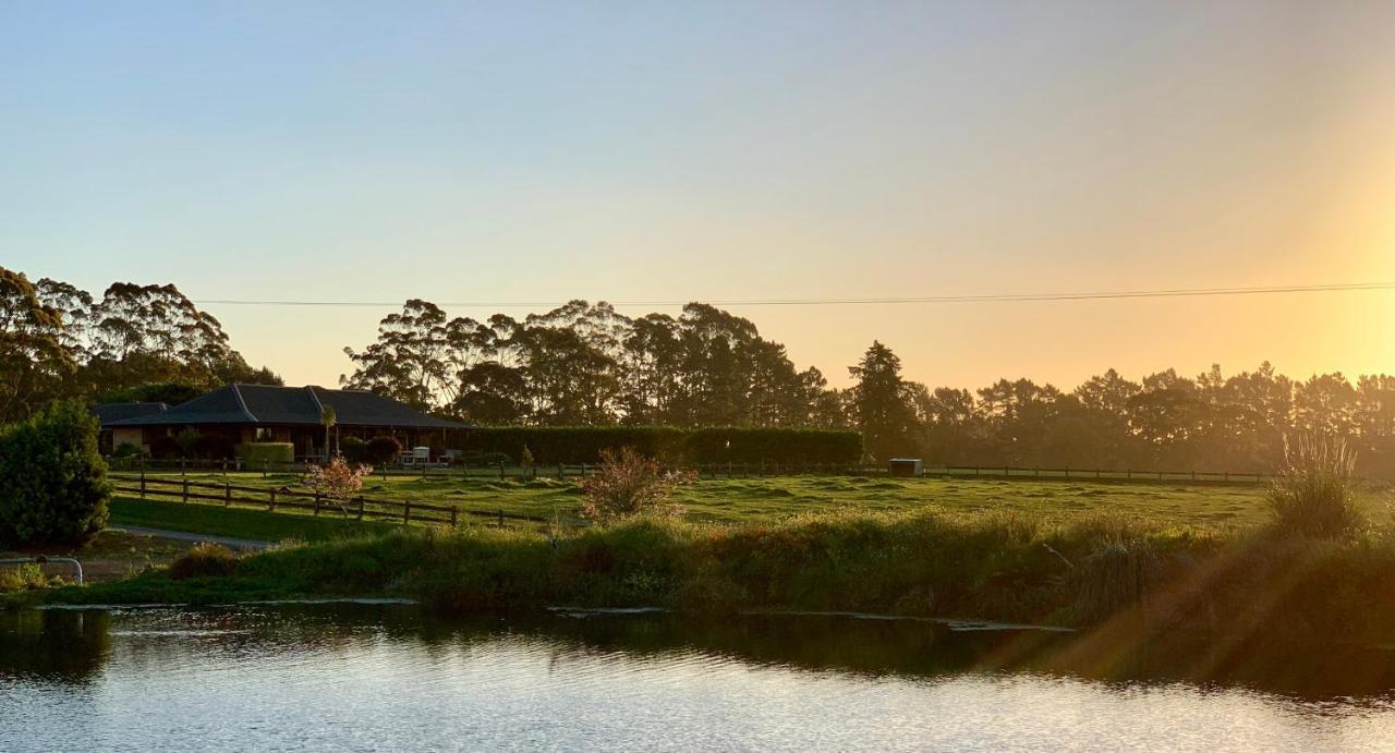เฮฟเว่น เรสต์ บีแอนด์บี Bed & Breakfast Pukekohe ภายนอก รูปภาพ