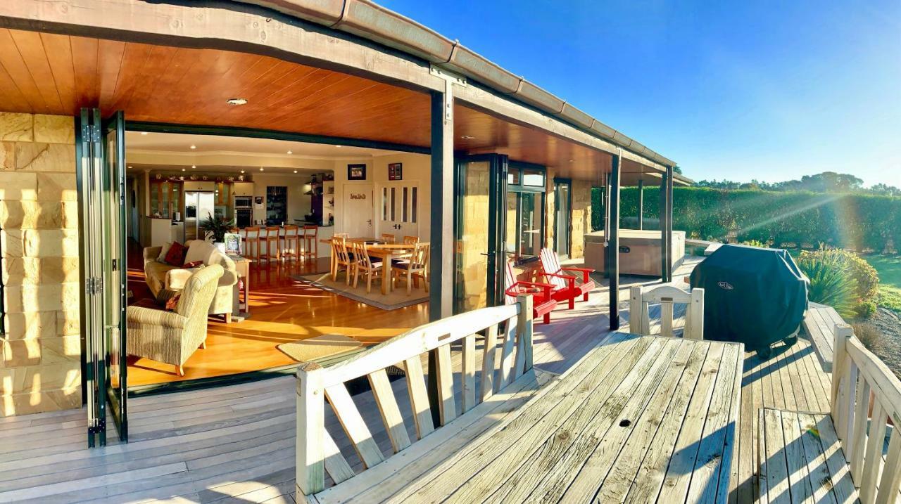 เฮฟเว่น เรสต์ บีแอนด์บี Bed & Breakfast Pukekohe ภายนอก รูปภาพ